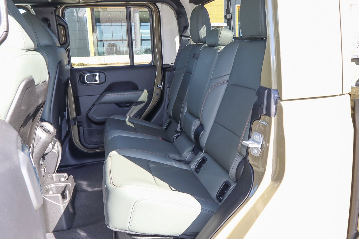 2026 Jeep Gladiator Mojave 4x4