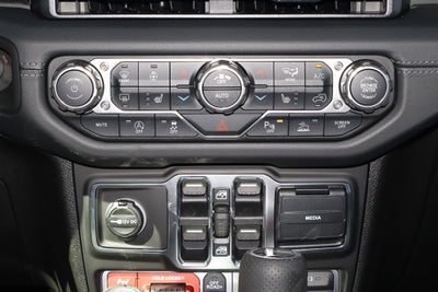 2026 Jeep Gladiator Mojave 4x4