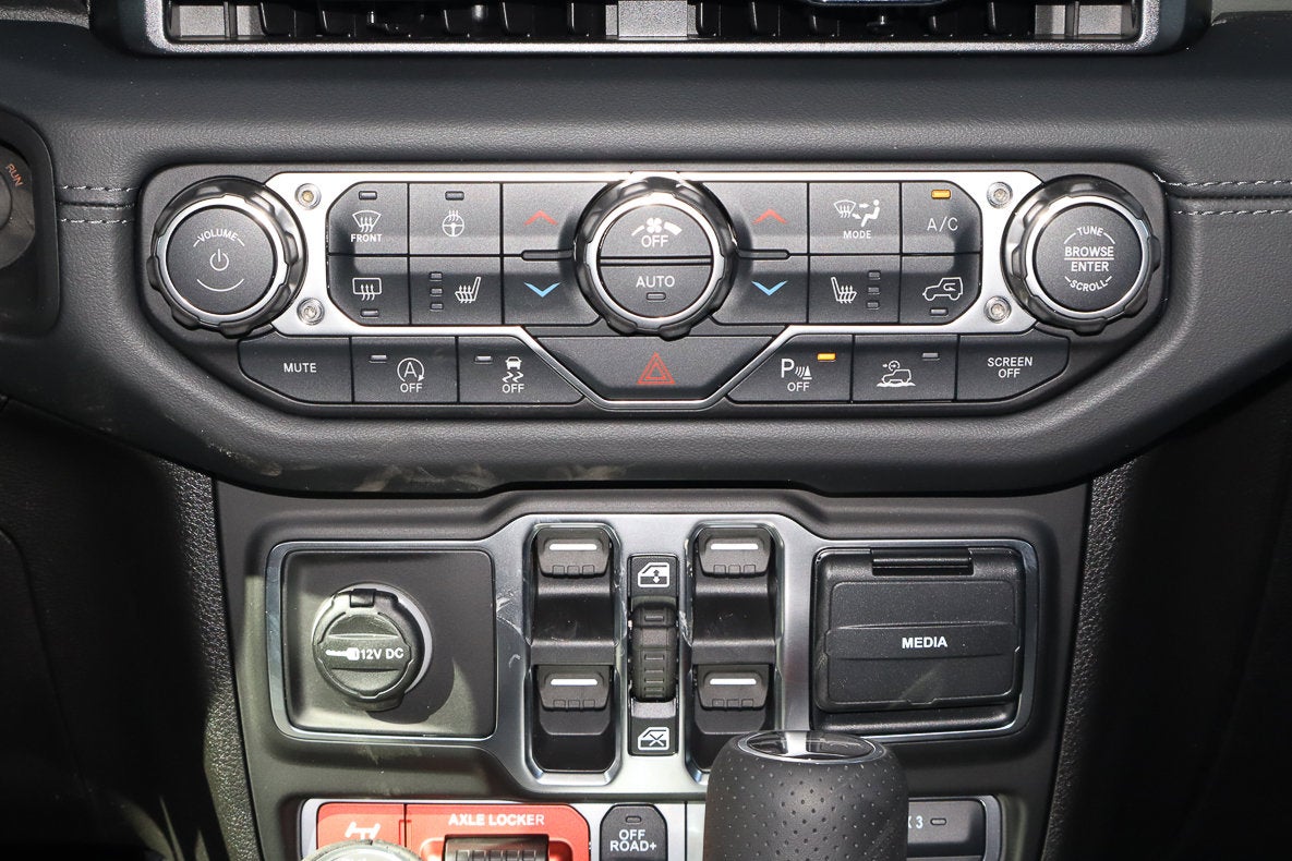 2026 Jeep Gladiator Mojave 4x4