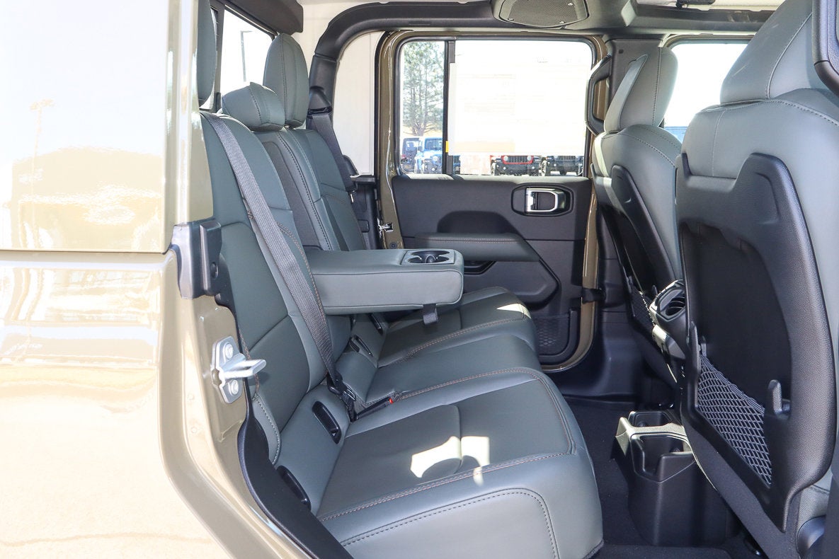 2026 Jeep Gladiator Mojave 4x4
