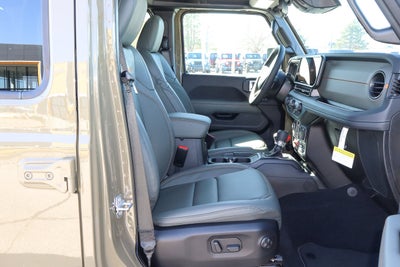 2026 Jeep Gladiator Mojave 4x4