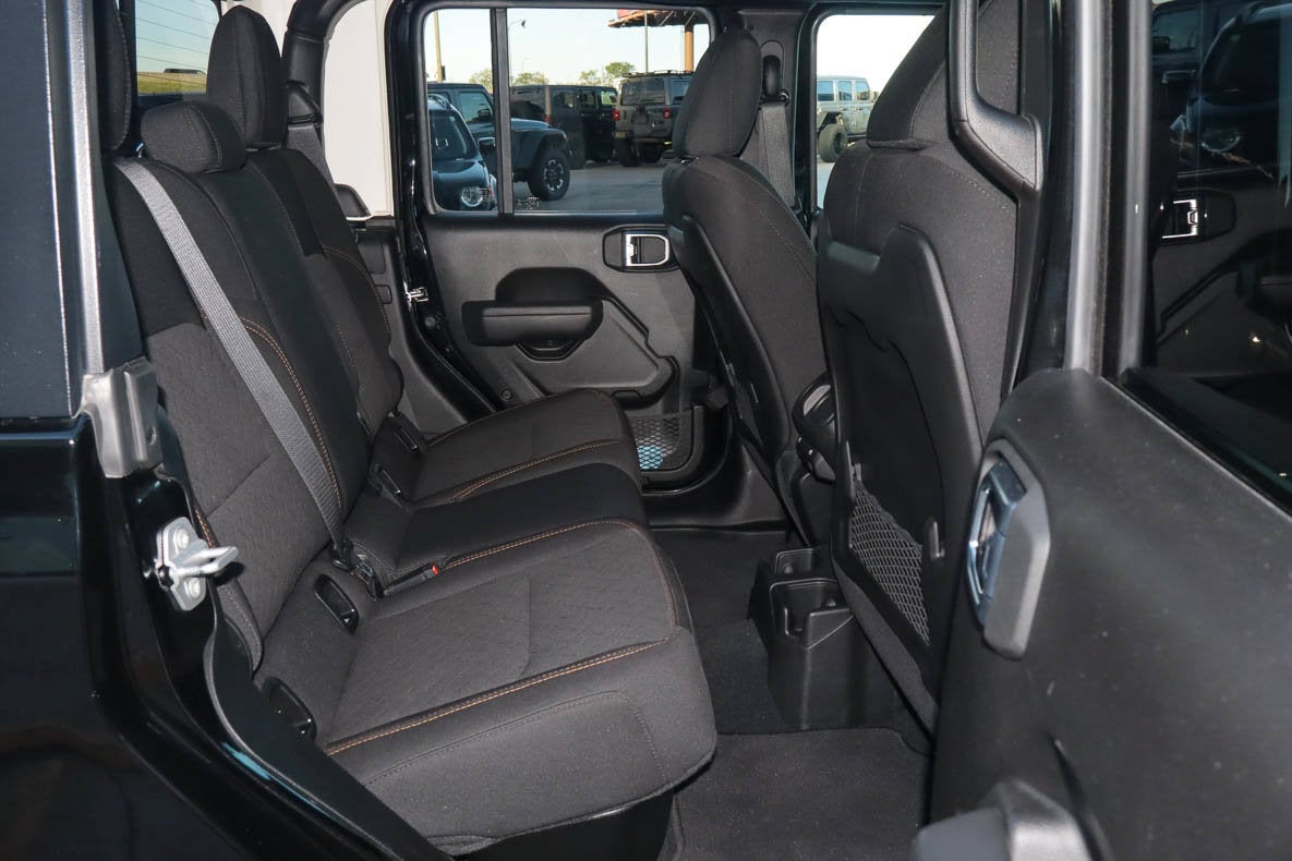 2026 Jeep Gladiator Mojave 4x4