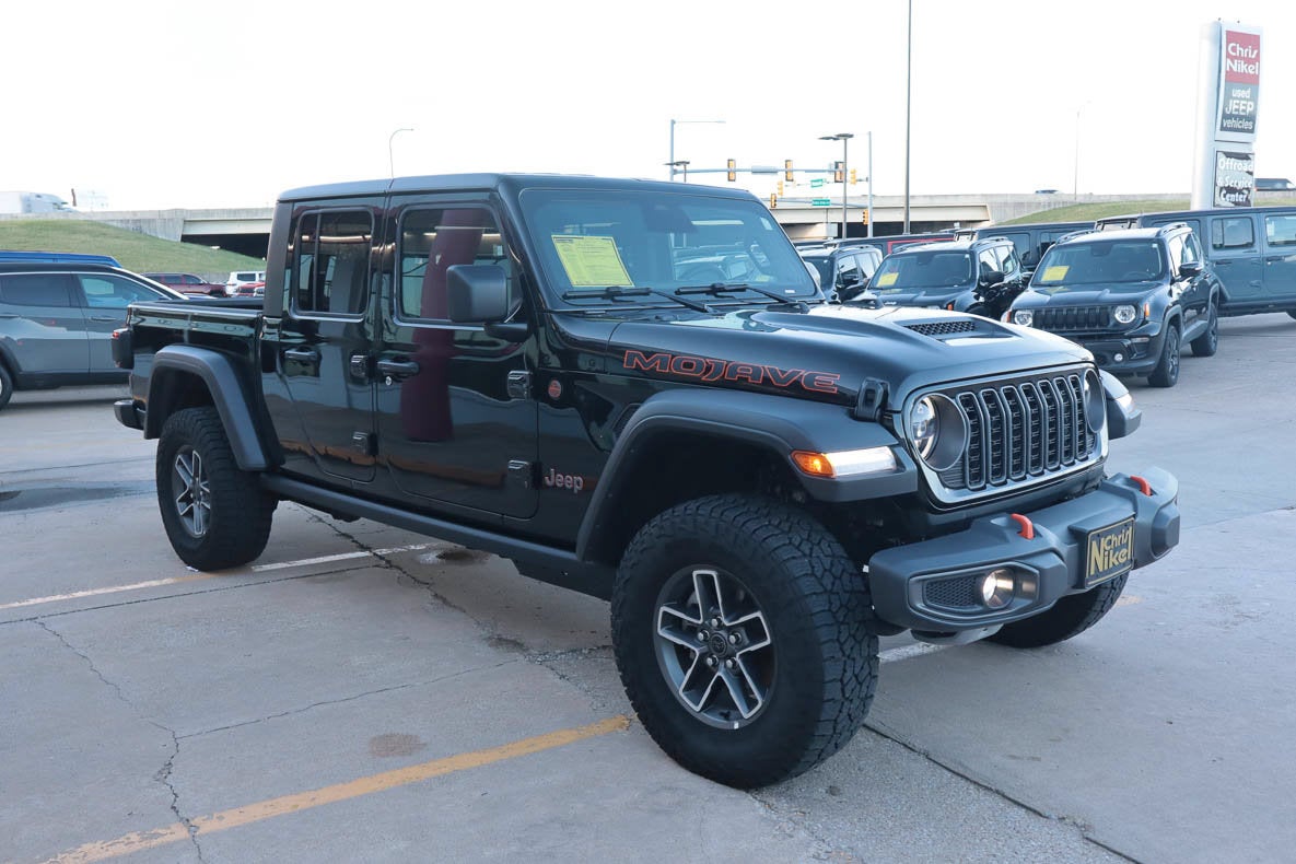 2026 Jeep Gladiator Mojave 4x4