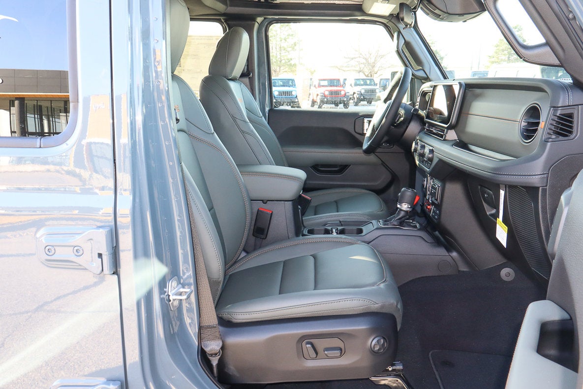 2026 Jeep Gladiator Mojave 4x4