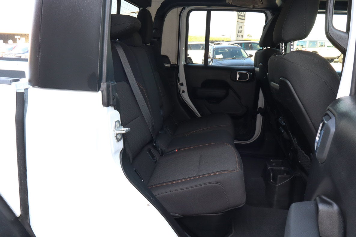2026 Jeep Gladiator Mojave 4x4