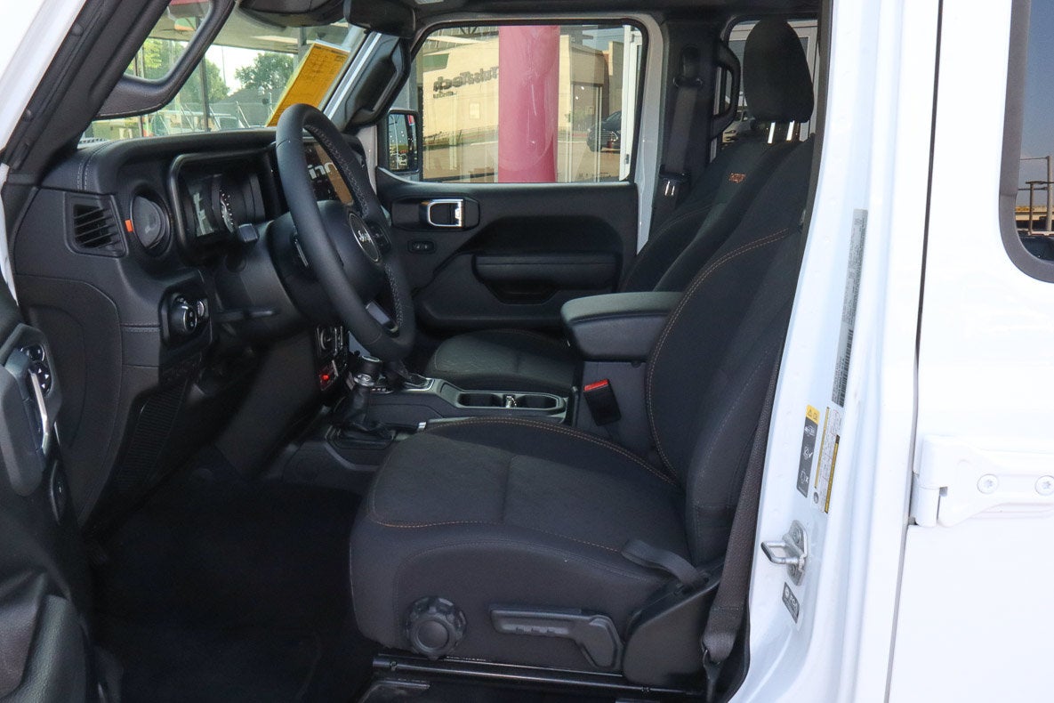 2026 Jeep Gladiator Mojave 4x4