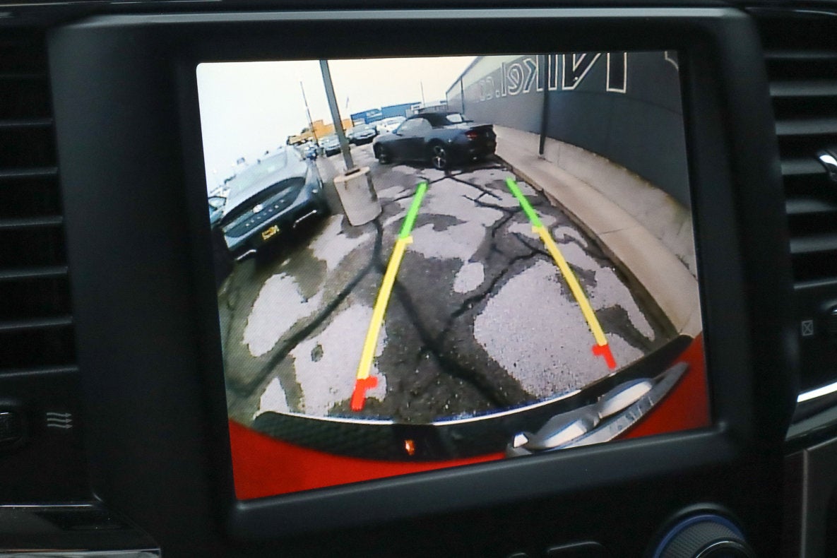 2015 RAM 1500 4WD Crew Cab 140.5 Laramie