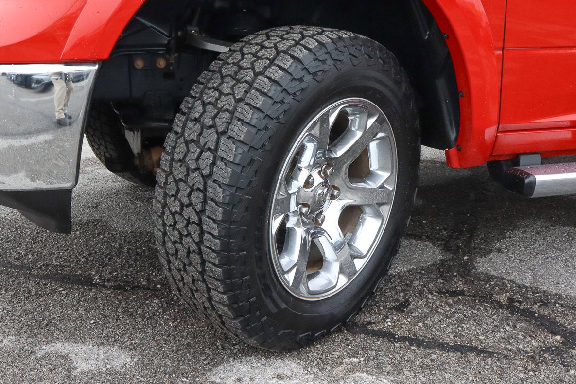 2015 RAM 1500 4WD Crew Cab 140.5 Laramie