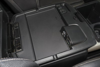 2015 RAM 1500 4WD Crew Cab 140.5 Laramie