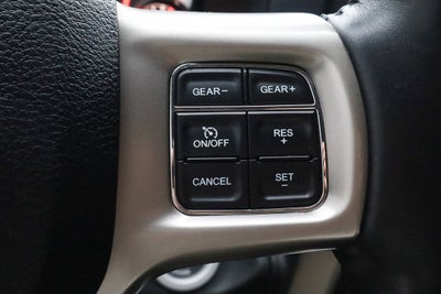 2015 RAM 1500 4WD Crew Cab 140.5 Laramie