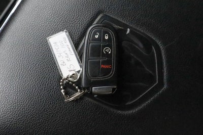 2015 RAM 1500 4WD Crew Cab 140.5 Laramie