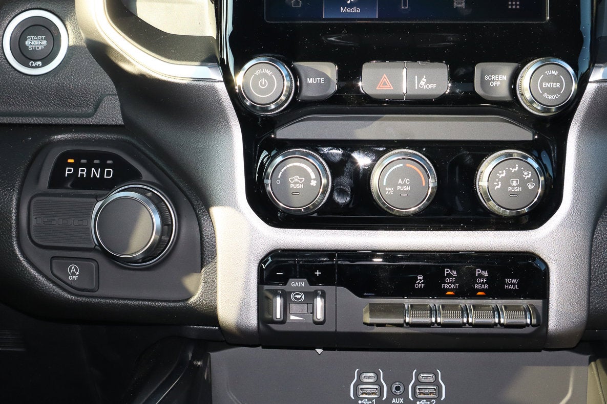 2026 RAM 1500 Big Horn 4x2 Quad Cab 6'4 Box