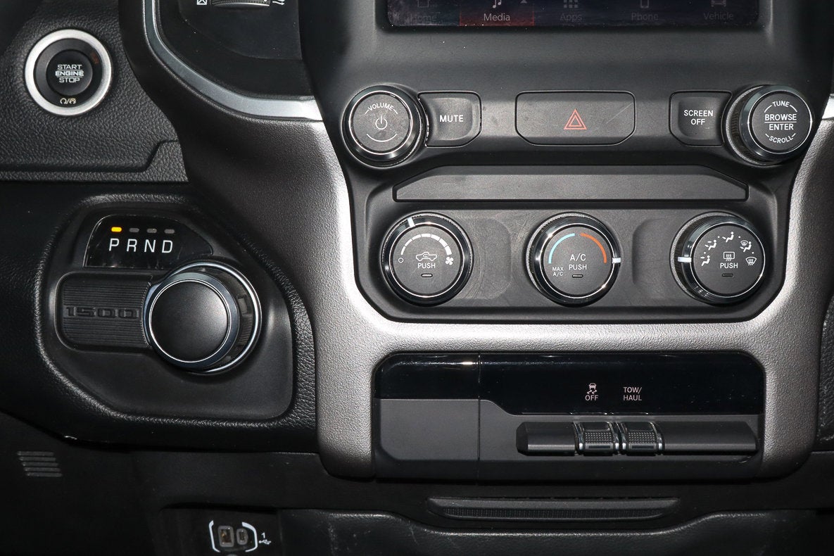 2022 RAM 1500 Lone Star 4x2 Crew Cab 5'7 Box