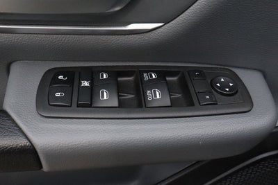 2022 RAM 1500 Lone Star 4x2 Crew Cab 5'7 Box