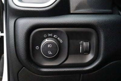 2022 RAM 1500 Lone Star 4x2 Crew Cab 5'7 Box