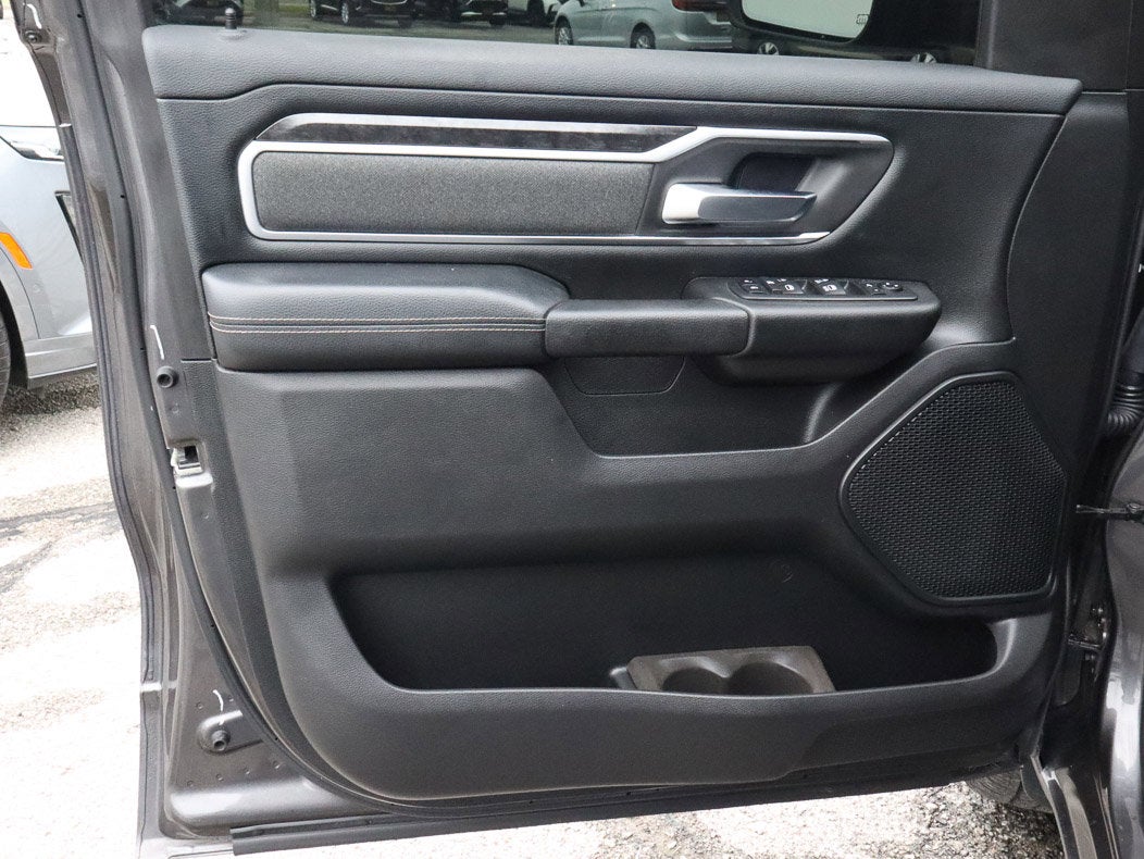 2020 RAM 1500 Big Horn 4x2 Crew Cab 5'7 Box