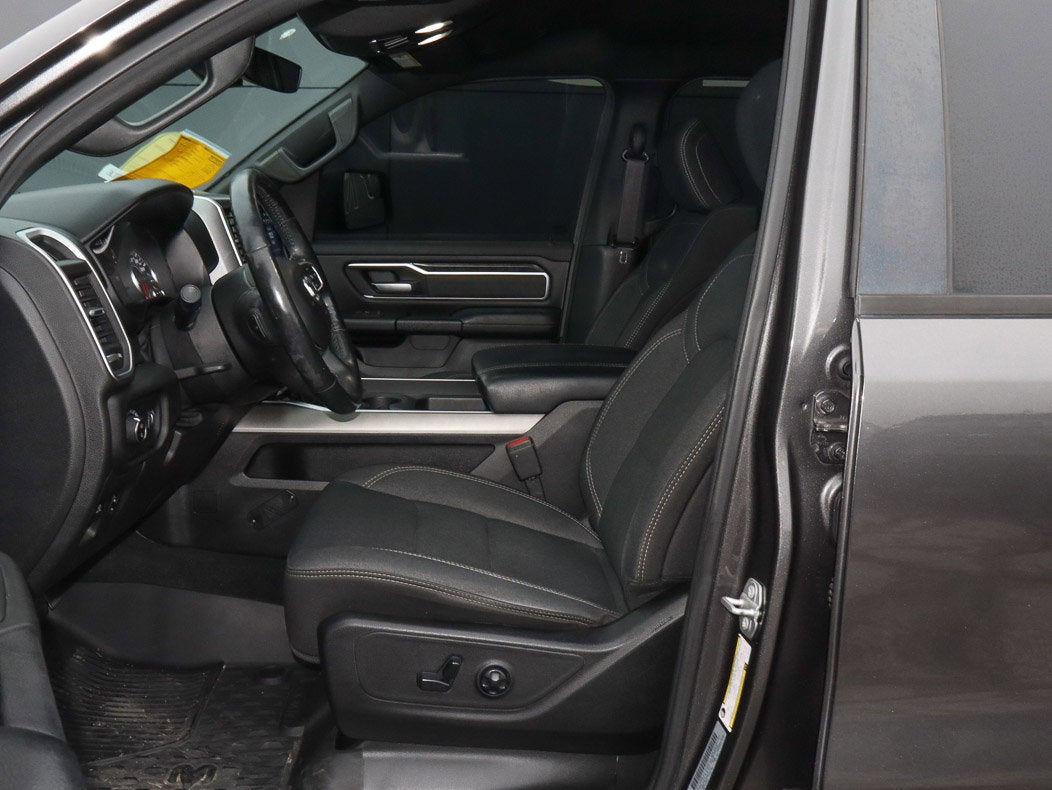 2020 RAM 1500 Big Horn 4x2 Crew Cab 5'7 Box