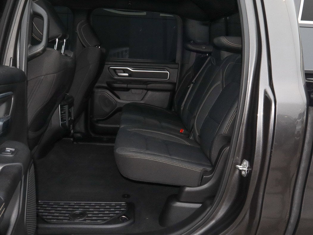 2020 RAM 1500 Big Horn 4x2 Crew Cab 5'7 Box