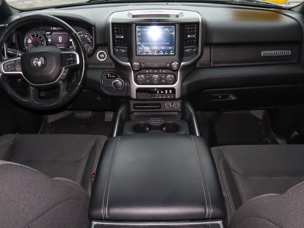 2020 RAM 1500 Big Horn 4x2 Crew Cab 5'7 Box