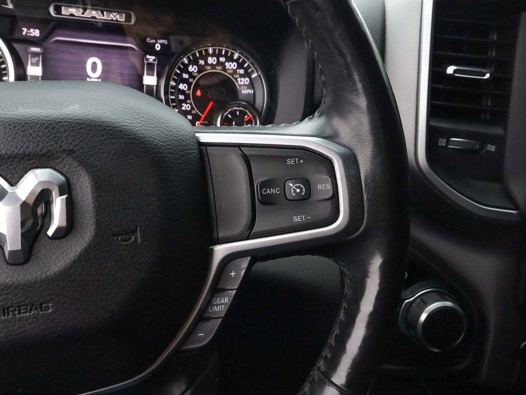 2020 RAM 1500 Big Horn 4x2 Crew Cab 5'7 Box