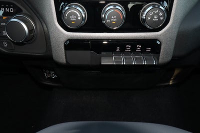 2026 RAM 1500 Tradesman 4x4 Quad Cab 6'4 Box