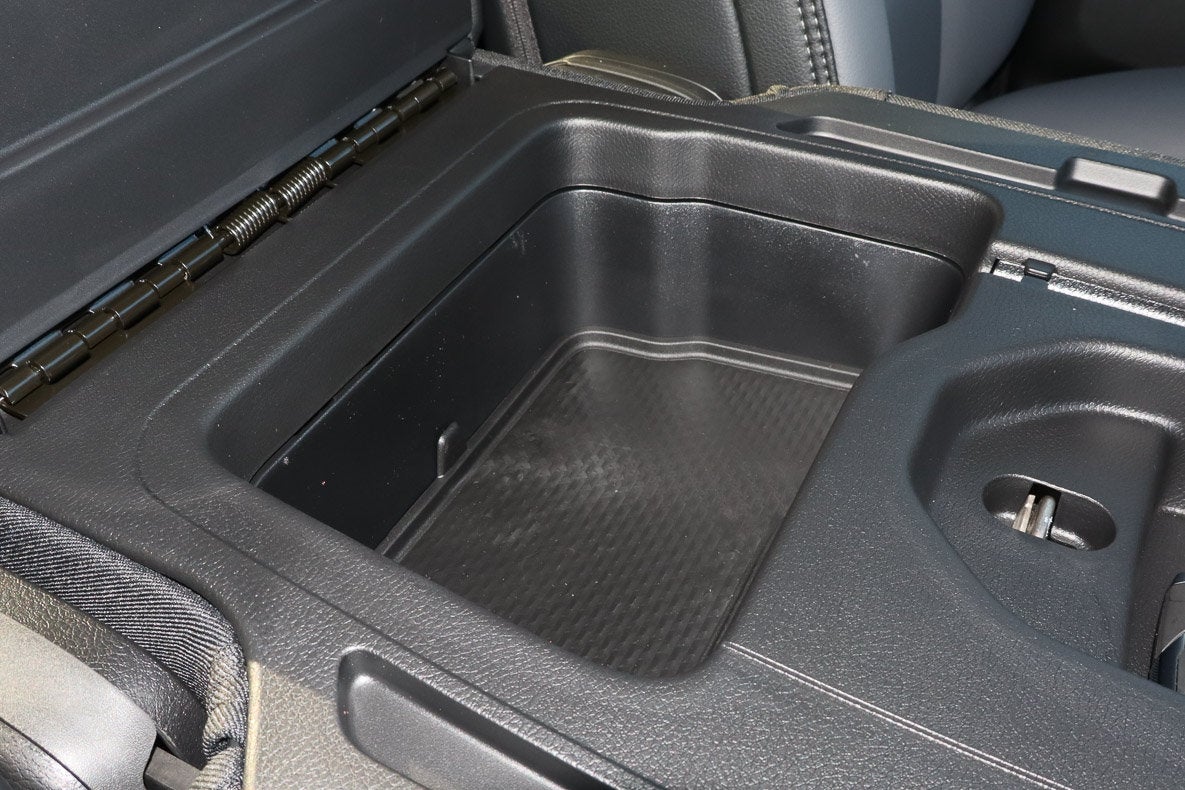 2026 RAM 1500 Tradesman 4x4 Quad Cab 6'4 Box