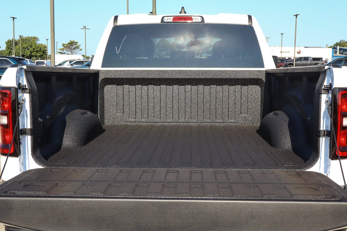 2026 RAM 1500 Tradesman 4x4 Quad Cab 6'4 Box
