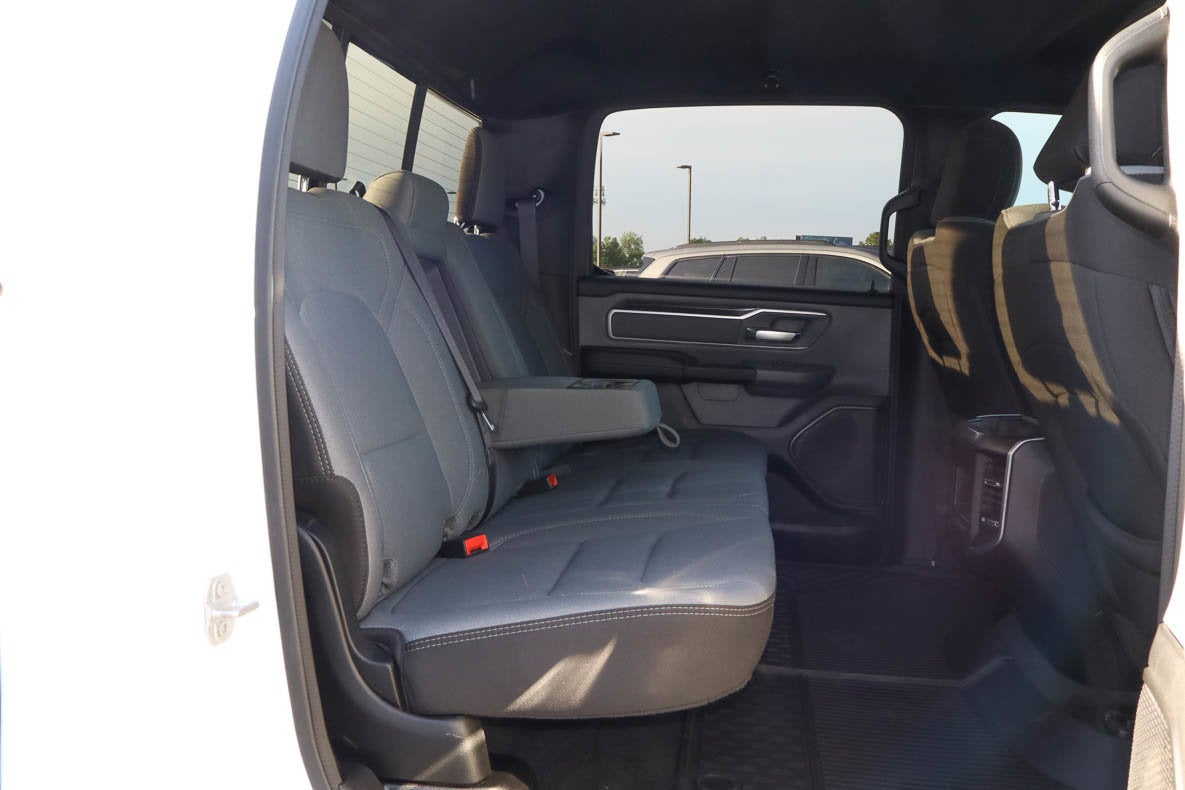 2023 RAM 1500 Big Horn 4x4 Crew Cab 5'7 Box