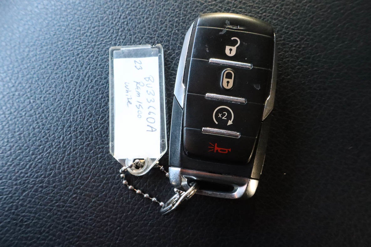 2023 RAM 1500 Big Horn 4x4 Crew Cab 5'7 Box