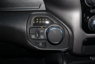 2026 RAM 1500 Express 4x4 Crew Cab 5'7 Box