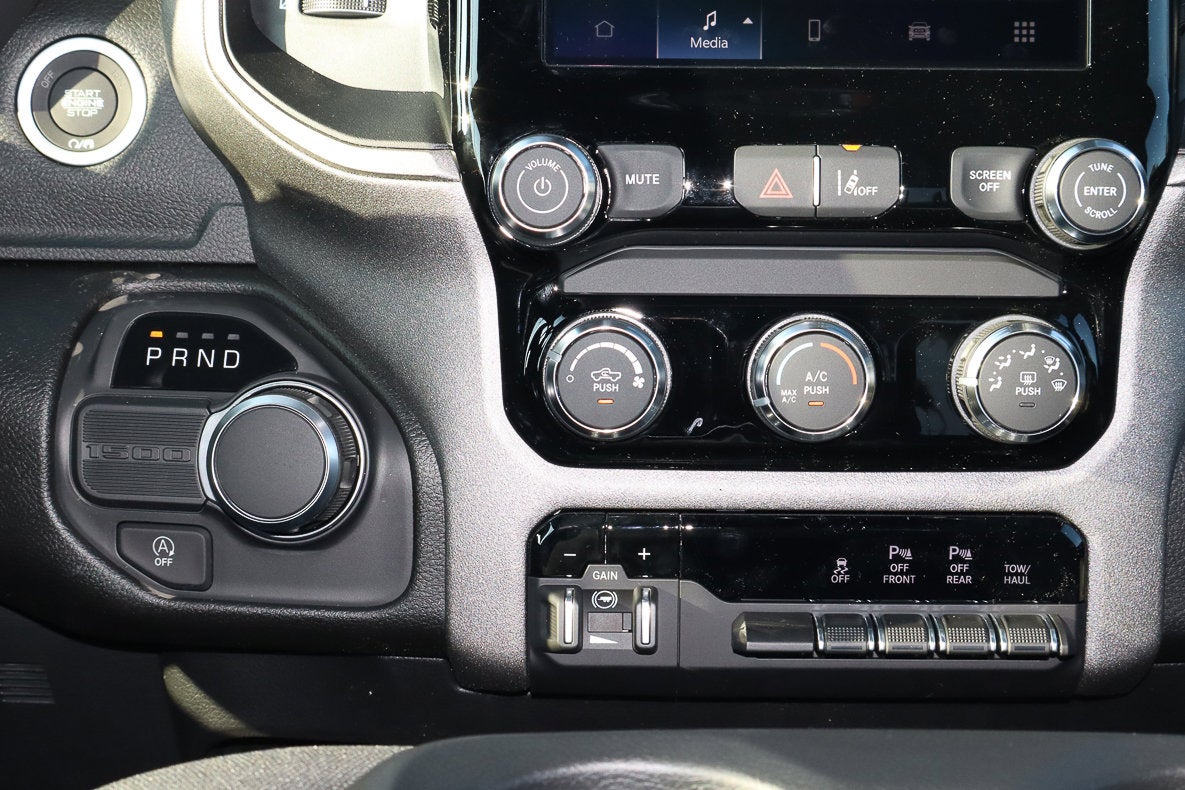 2026 RAM 1500 Tradesman 4x2 Quad Cab 6'4 Box