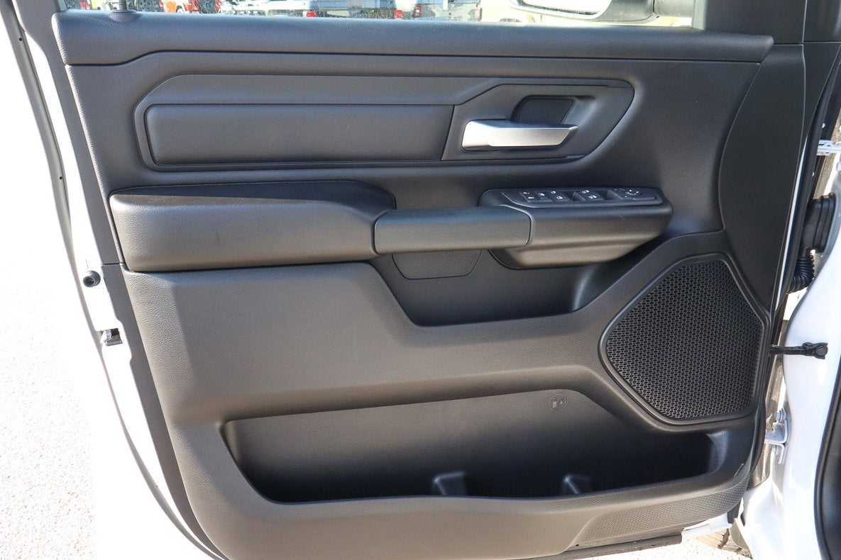 2026 RAM 1500 Tradesman 4x2 Quad Cab 6'4 Box