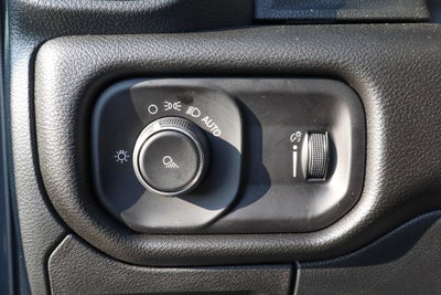 2026 RAM 1500 Tradesman 4x2 Quad Cab 6'4 Box