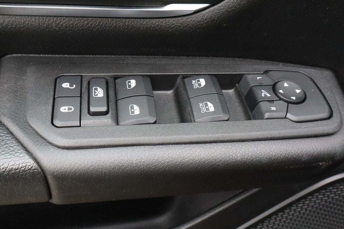 2025 RAM 1500 Big Horn 4x4 Crew Cab 5'7 Box