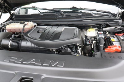 2025 RAM 1500 Big Horn 4x4 Crew Cab 5'7 Box