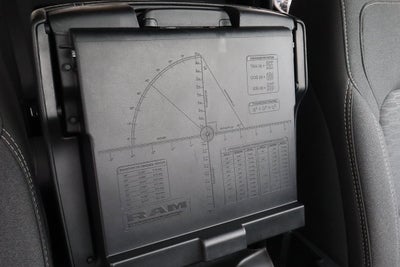 2025 RAM 1500 Big Horn 4x4 Crew Cab 5'7 Box