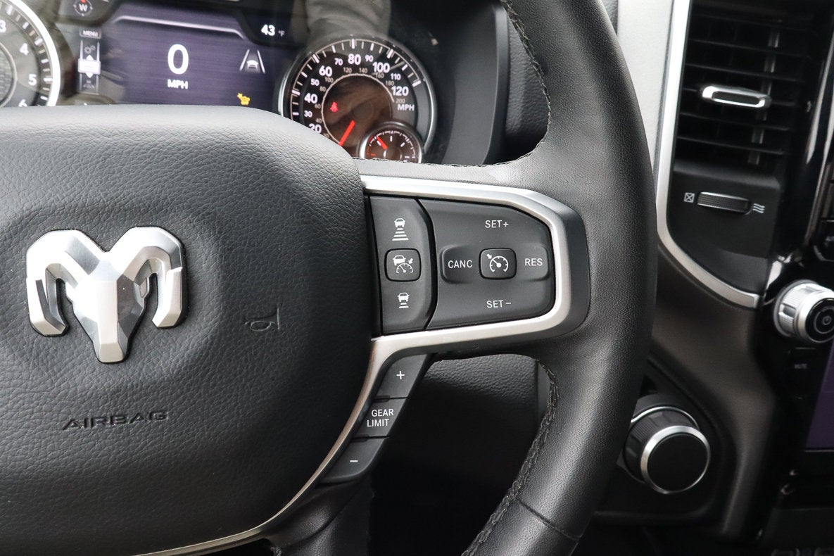 2025 RAM 1500 Big Horn 4x4 Crew Cab 5'7 Box