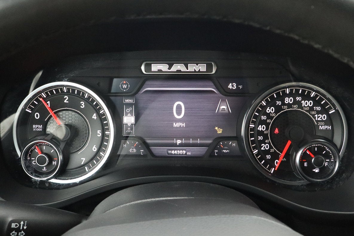 2025 RAM 1500 Big Horn 4x4 Crew Cab 5'7 Box