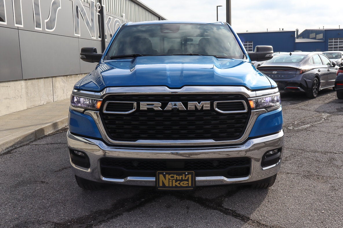 2025 RAM 1500 Big Horn 4x4 Crew Cab 5'7 Box