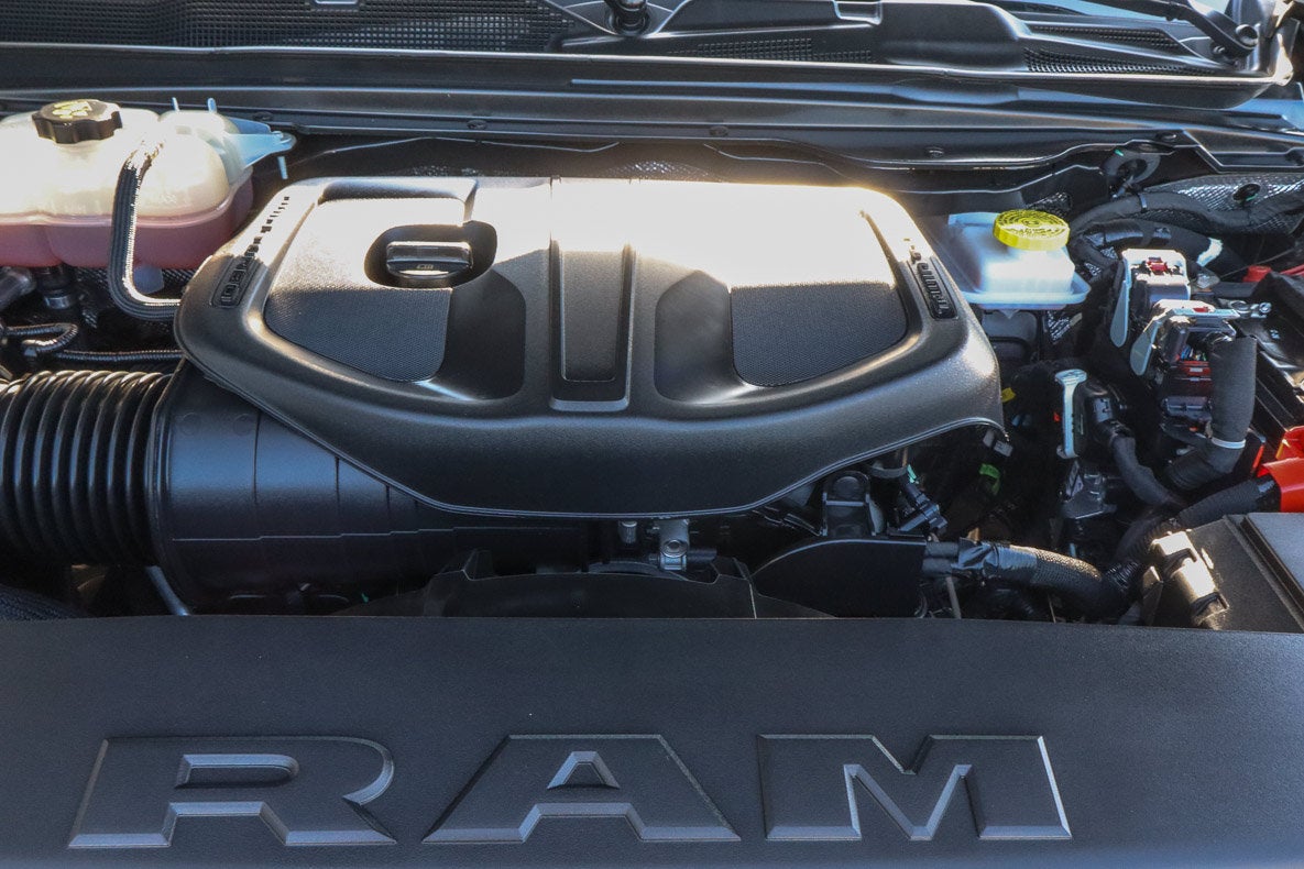 2025 RAM 1500 Big Horn 4x4 Crew Cab 5'7 Box