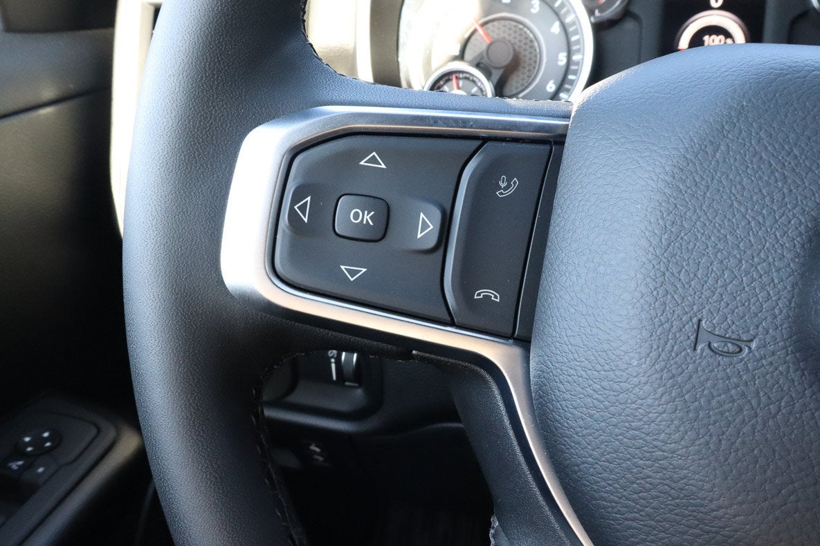 2025 RAM 1500 Big Horn 4x4 Crew Cab 5'7 Box