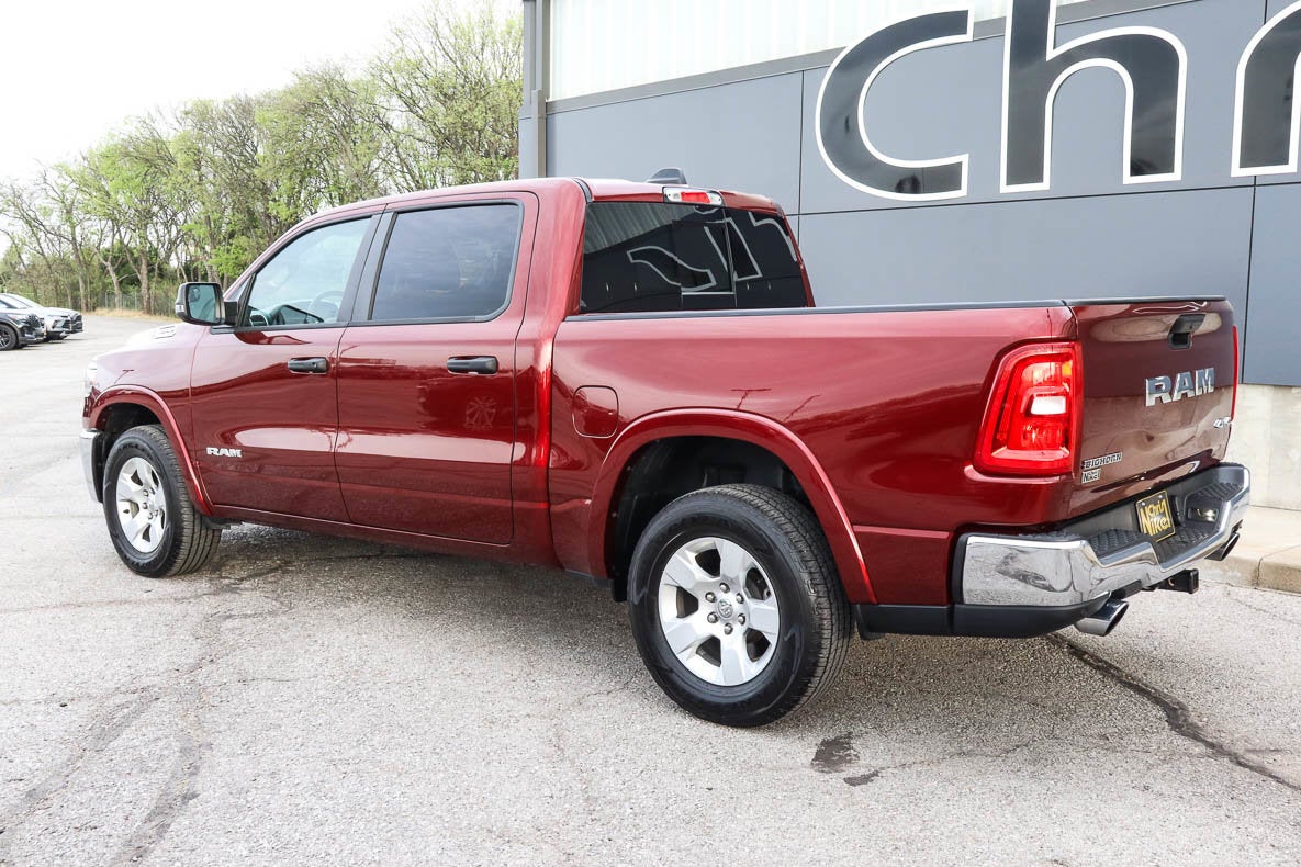 2025 RAM 1500 Big Horn 4x4 Crew Cab 5'7 Box
