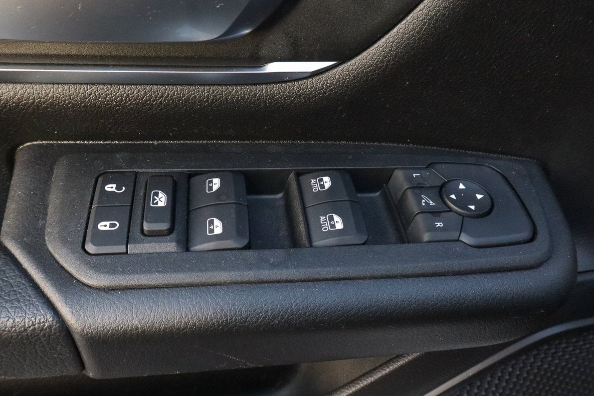 2025 RAM 1500 Big Horn 4x4 Crew Cab 5'7 Box