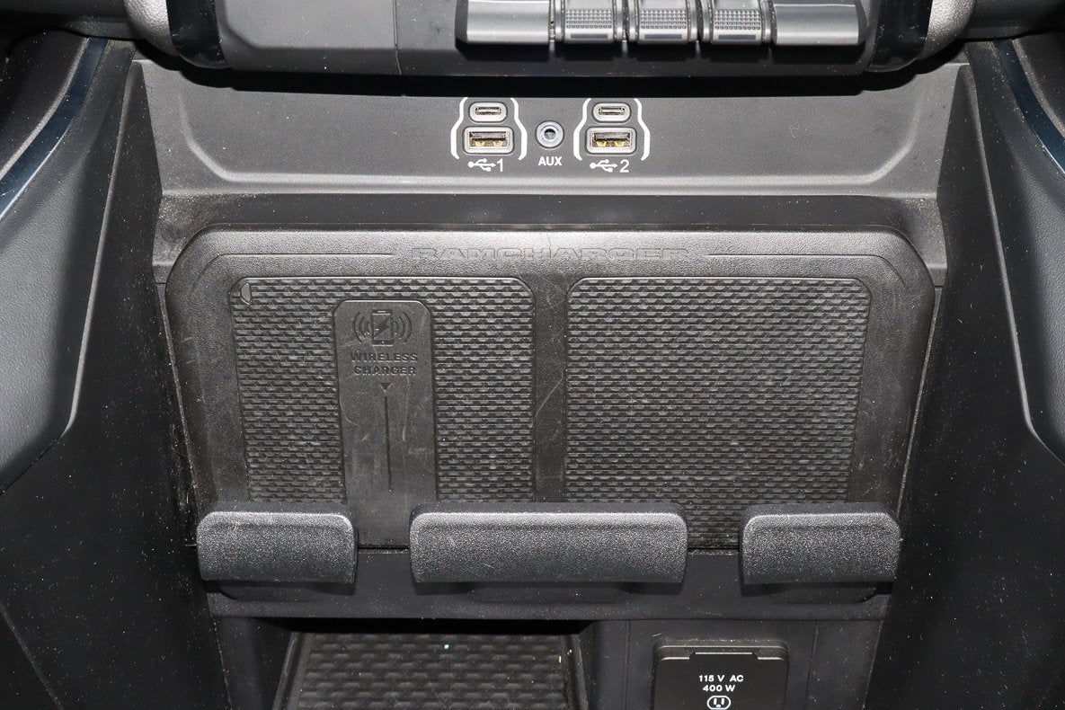 2025 RAM 1500 Big Horn 4x4 Crew Cab 5'7 Box