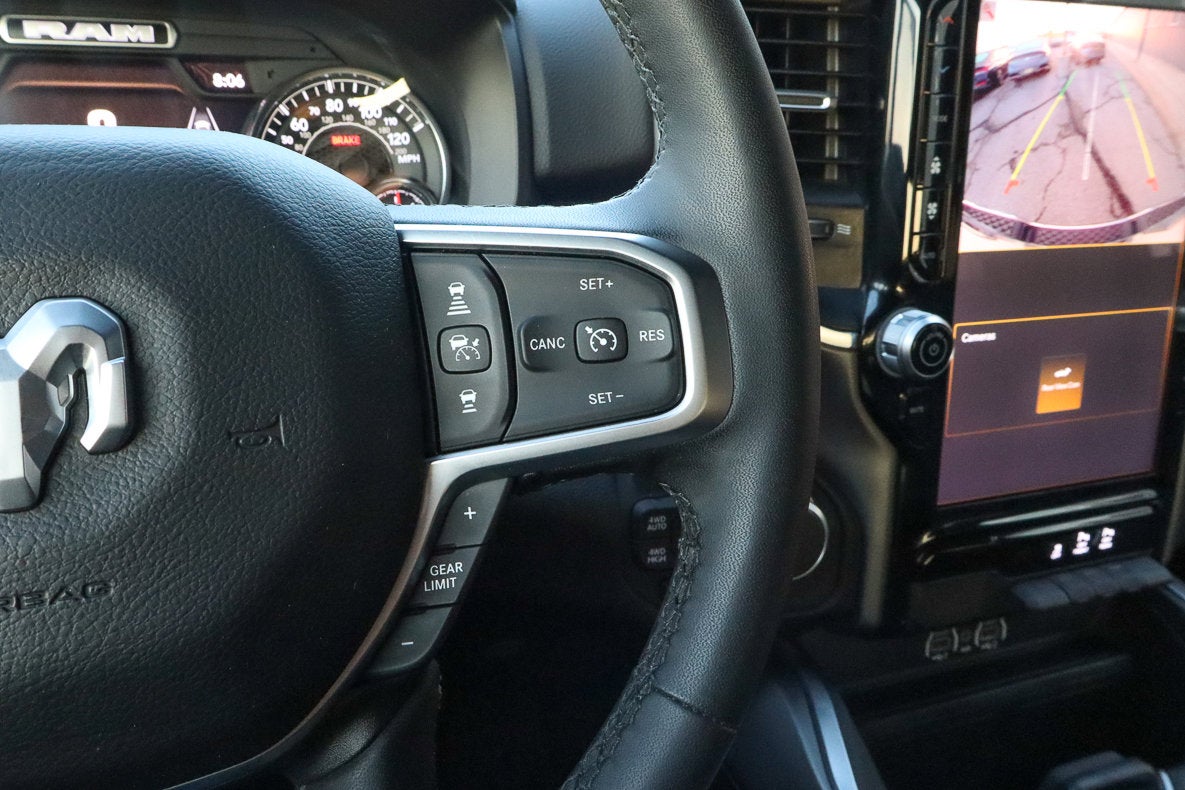 2025 RAM 1500 Big Horn 4x4 Crew Cab 5'7 Box