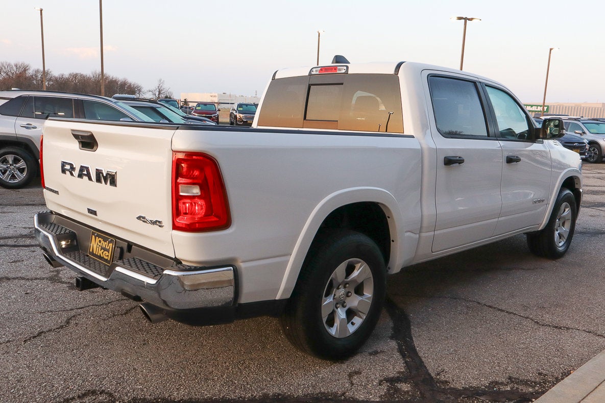 2025 RAM 1500 Big Horn 4x4 Crew Cab 5'7 Box