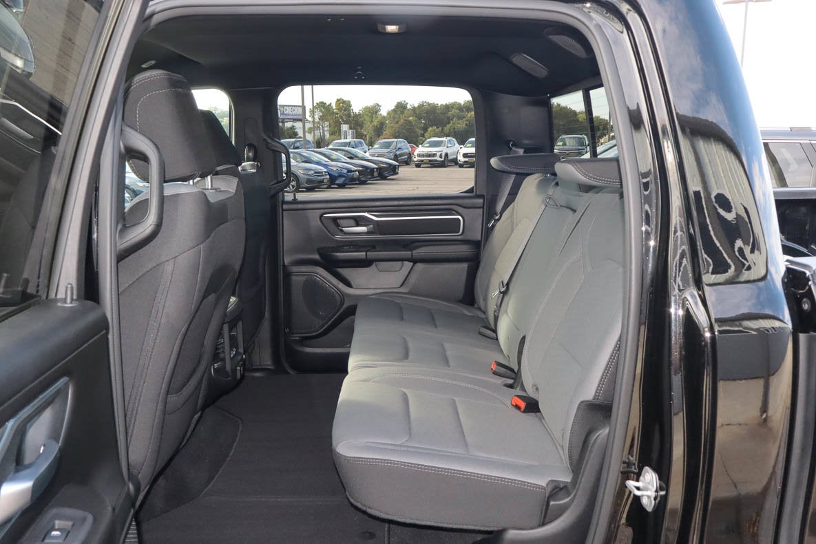 2026 RAM 1500 Big Horn 4x4 Crew Cab 5'7 Box