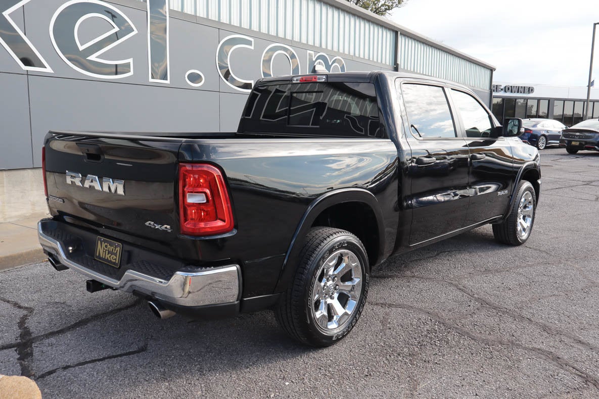 2026 RAM 1500 Big Horn 4x4 Crew Cab 5'7 Box