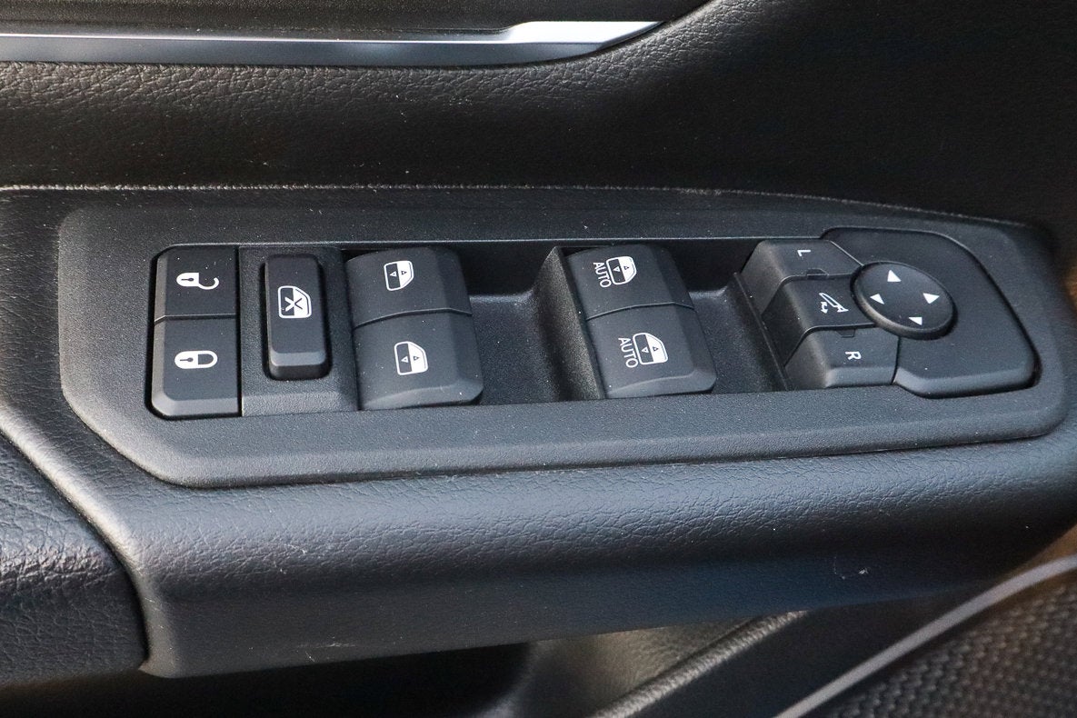 2025 RAM 1500 Big Horn 4x4 Crew Cab 5'7 Box