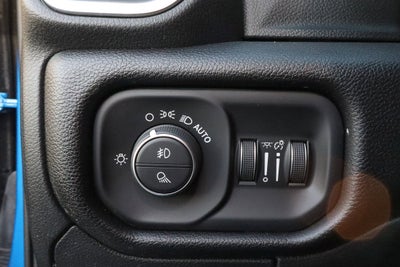 2025 RAM 1500 Big Horn 4x4 Crew Cab 5'7 Box